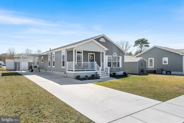 1717 Longport Avenue EGG HARBOR TOWNSHIP, NJ House Sold - Photo 1 of 27. Opens carousel modal