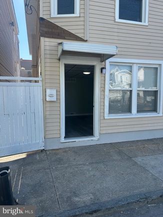 32 S Bellevue Avenue