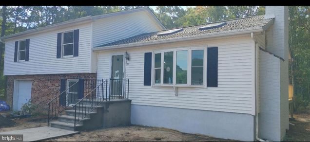 800 Wintergreen Court GALLOWAY, NJ House Active - Photo 1 of 12. Opens carousel modal