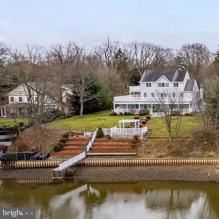 19 Riverbank BEVERLY, NJ House Sold - Photo 1 of 78. Opens carousel modal