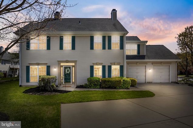 26 Grand Banks Circle MARLTON, NJ Townhouse Sold - Photo 1 of 36. Opens carousel modal