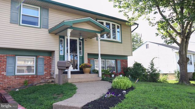 30 Evergreen Lane