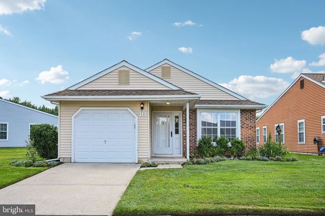 10 Eddystone Way MOUNT LAUREL, NJ House Active - Photo 1 of 35. Opens carousel modal