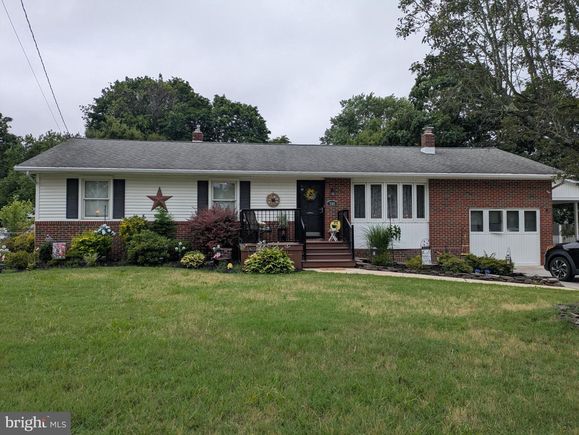 709 Overbrook Avenue