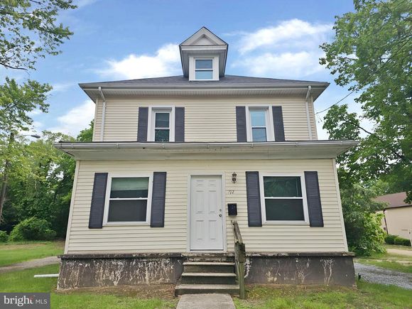 192 S East Avenue BRIDGETON, NJ House Active - Photo 1 of 11. Opens carousel modal