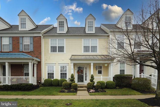 19 Stokes Avenue VOORHEES, NJ Townhouse Sold - Photo 1 of 37. Opens carousel modal