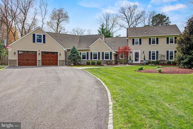 12 Red Oak Court VOORHEES, NJ House Sold - Photo 1 of 71. Opens carousel modal