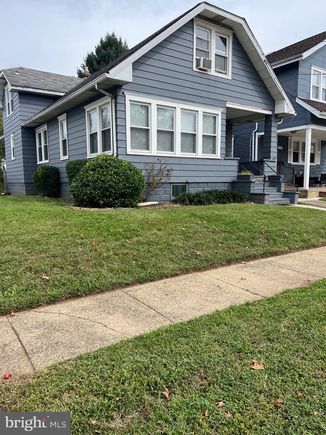 2116 Scovel Avenue PENNSAUKEN, NJ House Active - Photo 1 of 51. Opens carousel modal