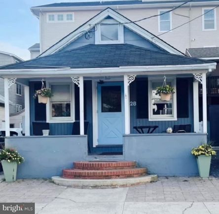 28 40th Street SEA ISLE CITY, NJ House Active - Photo 1 of 10. Opens carousel modal