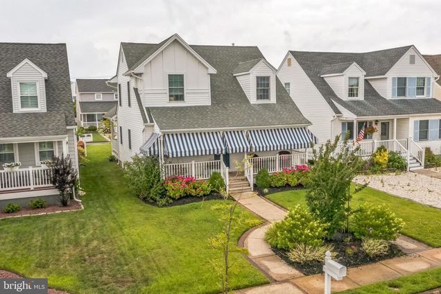 2912 Simpson Avenue OCEAN CITY, NJ House Active - Photo 1 of 40. Opens carousel modal