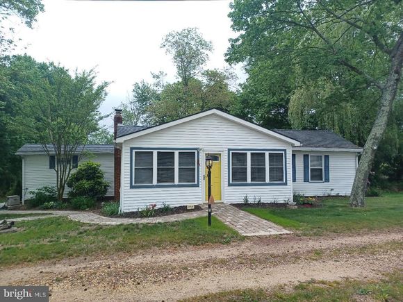 97 E Shore Lane MONROEVILLE, NJ House Sold - Photo 1 of 21. Opens carousel modal