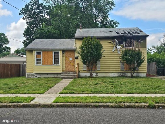 268 Marion Avenue WESTVILLE, NJ House Sold - Photo 1 of 21. Opens carousel modal