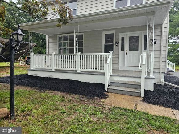 322 Madison Avenue NEWFIELD, NJ House Active - Photo 1 of 3. Opens carousel modal
