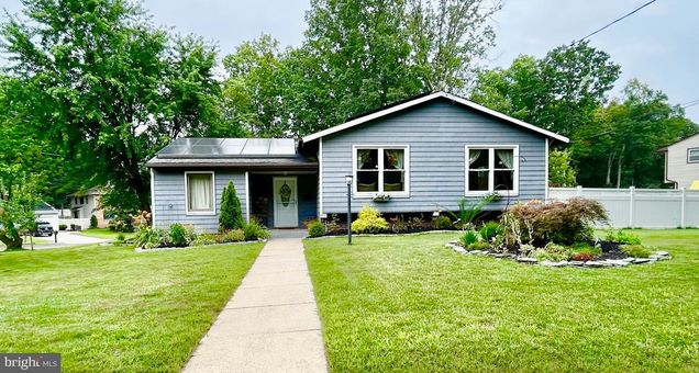 102 Bryant Road TURNERSVILLE, NJ House Active - Photo 1 of 49. Opens carousel modal