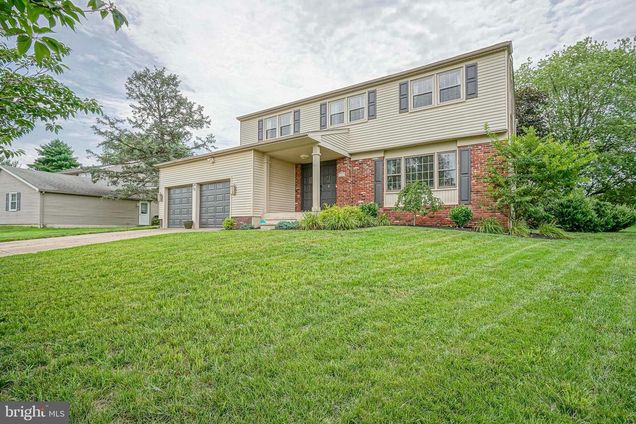 36 Norwich Drive SEWELL, NJ House Active - Photo 1 of 46. Opens carousel modal