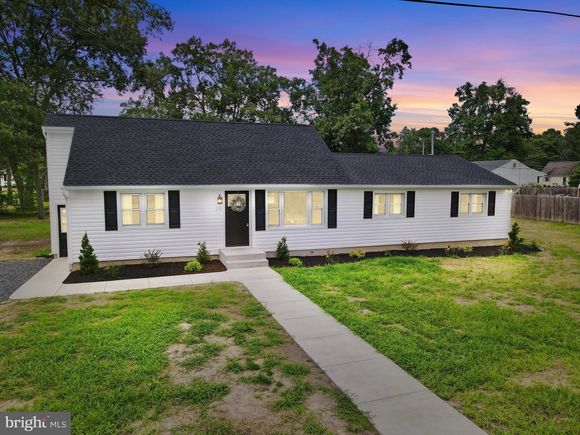 20 Fifth Street FRANKLINVILLE, NJ House Active - Photo 1 of 35. Opens carousel modal