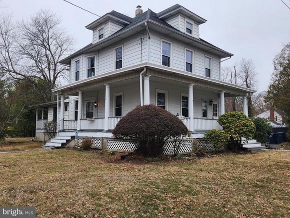 4 Denow Road LAWRENCEVILLE, NJ Multifamily Contingent - Photo 1 of 47. Opens carousel modal