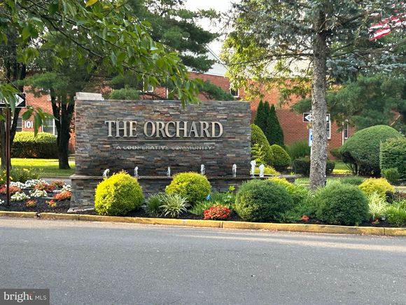 133 J The Orchard