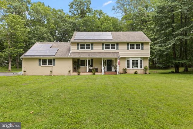26 Honey Brook Drive