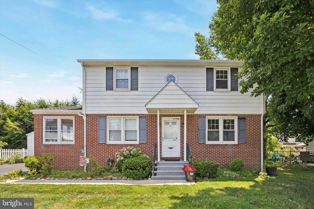 63 Eldridge Avenue LAWRENCE TOWNSHIP, NJ Apartment Active - Photo 1 of 15. Opens carousel modal