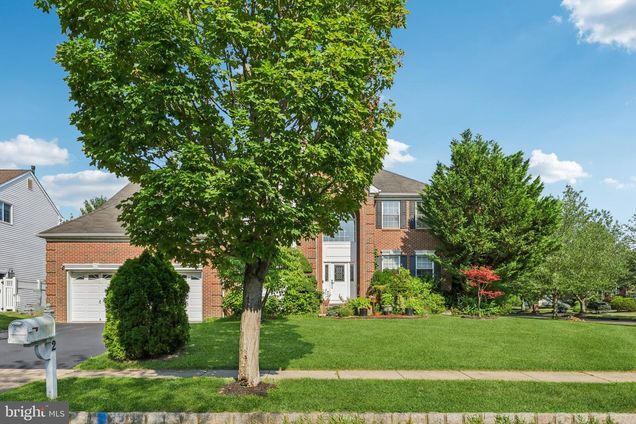 2 Carriage Court EAST WINDSOR, NJ House Active - Photo 1 of 34. Opens carousel modal