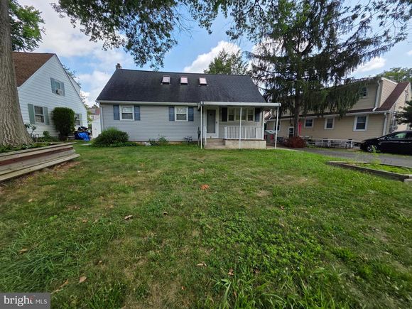 2 Mccarthy Drive EWING, NJ House Active - Photo 1 of 9. Opens carousel modal