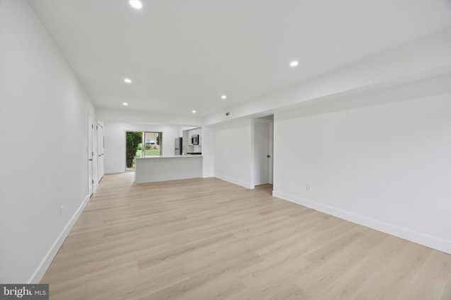 511 Bradley Ct PRINCETON, NJ Apartment Active - Photo 1 of 15. Opens carousel modal