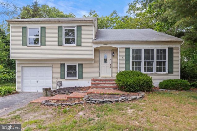 11 9th Street BARNEGAT, NJ House Sold - Photo 1 of 11. Opens carousel modal