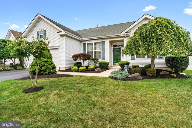 33 Silver Lake Drive BARNEGAT, NJ House Active - Photo 1 of 58. Opens carousel modal