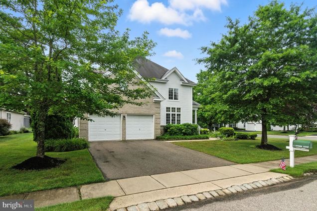 2 Cypress Ct