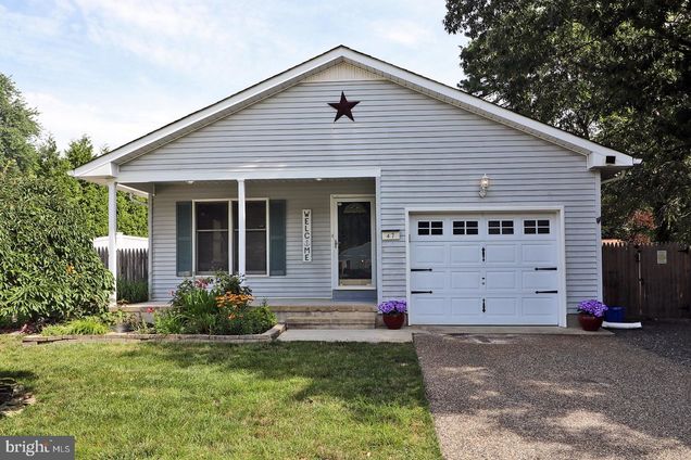 47 Central Avenue WARETOWN, NJ House Active - Photo 1 of 52. Opens carousel modal