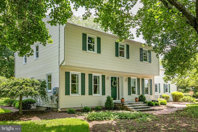 101 Mill Pond Road BELLE MEAD, NJ House Active - Photo 1 of 60. Opens carousel modal