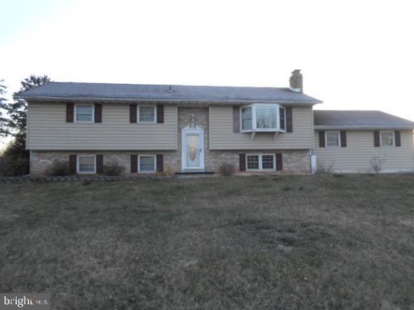 575 Oxford Road NEW OXFORD, PA House Sold - Photo 1 of 25. Opens carousel modal