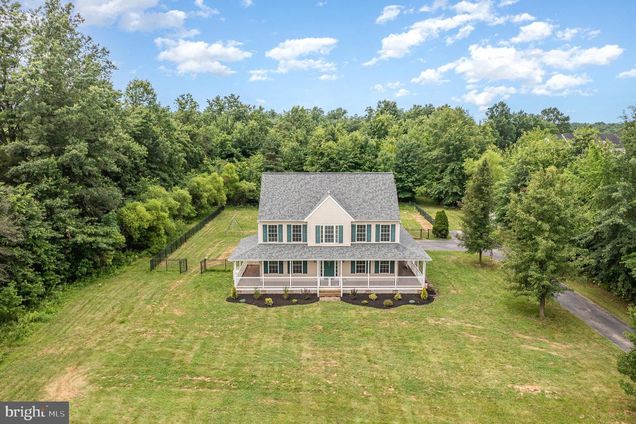 85 Saint Johns Road W