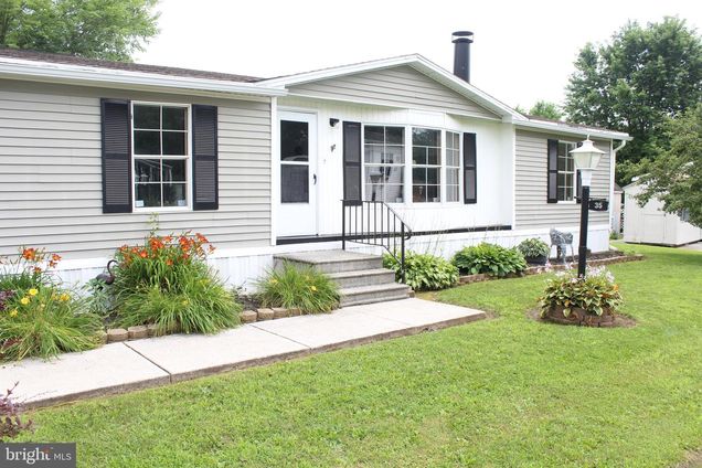 35 Bonneau Heights Road