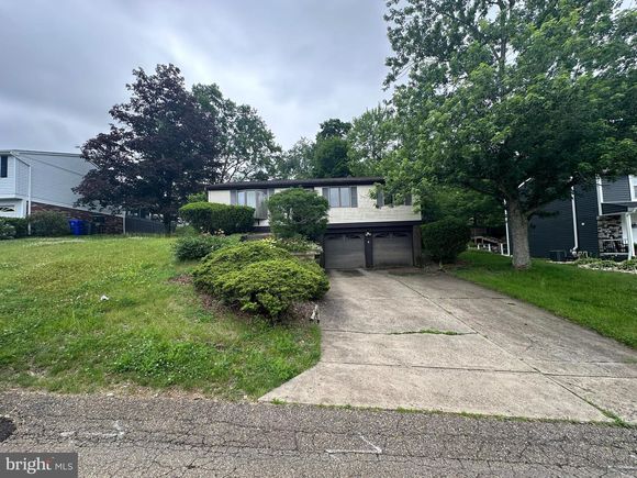 114 Pinoak Lane
