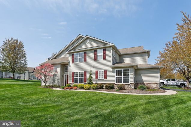 305 Ridgeview Drive MORGANTOWN, PA Townhouse Sold - Photo 1 of 40. Opens carousel modal