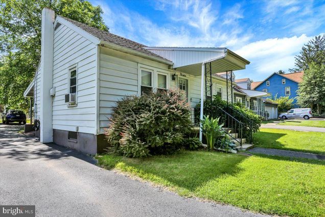 30 N Dwight Street