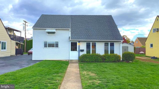 5107 Mohave Road TEMPLE, PA House Active - Photo 1 of 31. Opens carousel modal
