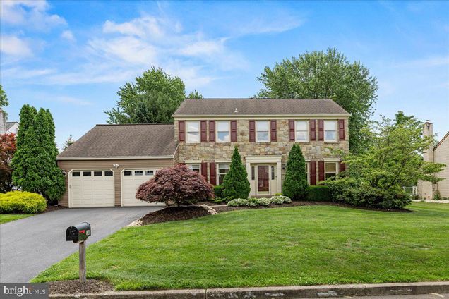 18 Crestview Drive HOLLAND, PA House Sold - Photo 1 of 49. Opens carousel modal
