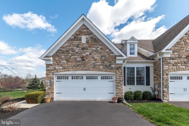 14 Komen Court SELLERSVILLE, PA Townhouse Sold - Photo 1 of 43. Opens carousel modal