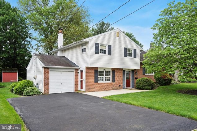 452 Silver Avenue SOUTHAMPTON, PA House Sold - Photo 1 of 29. Opens carousel modal