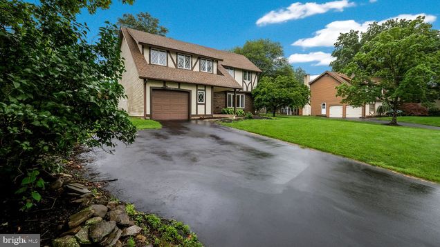 1813 Roan Drive WARRINGTON, PA House Active - Photo 1 of 46. Opens carousel modal