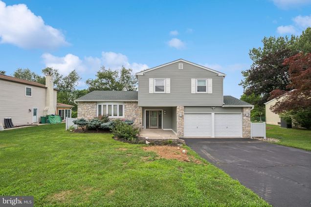 1300 Clover Lane