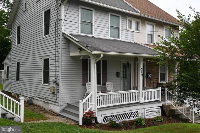 209 W Market Street