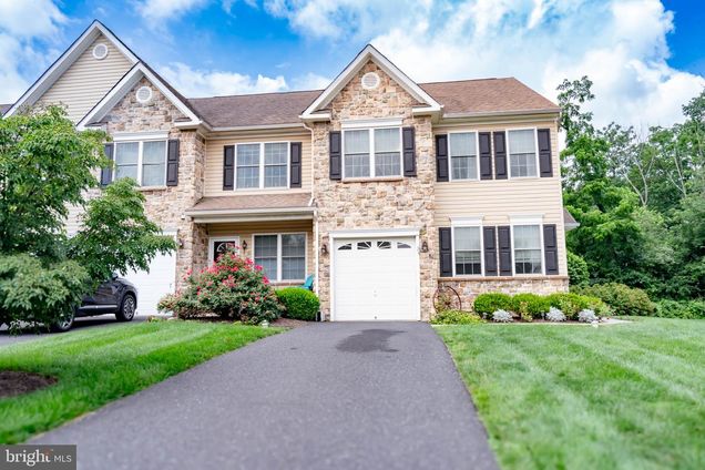24 Woodspring Circle