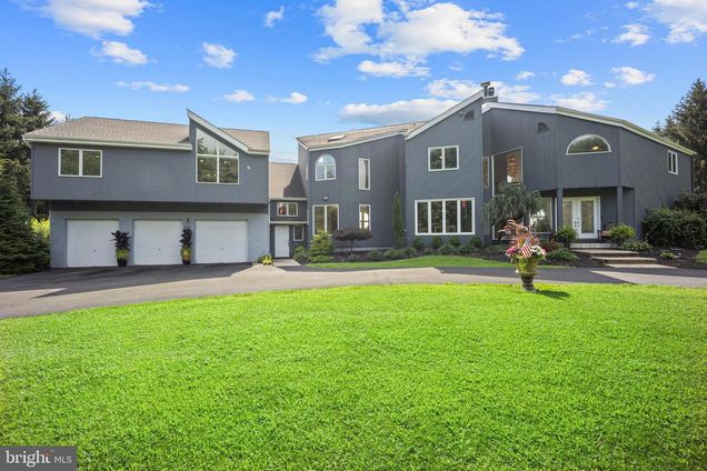 215 E Dark Hollow Road PIPERSVILLE, PA House Active - Photo 1 of 50. Opens carousel modal
