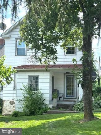 3072 Springtown Road HELLERTOWN, PA Townhouse Active - Photo 1 of 18. Opens carousel modal
