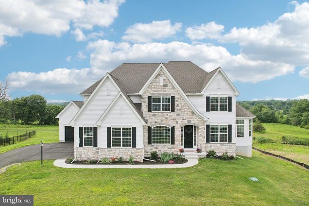 1832 Enclave Drive QUAKERTOWN, PA House Active - Photo 1 of 82. Opens carousel modal