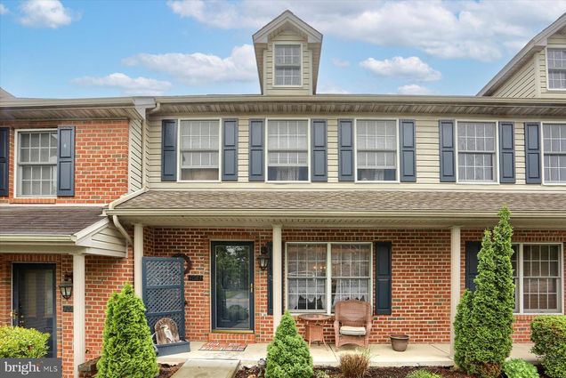 4083 Caissons Court ENOLA, PA Townhouse Sold - Photo 1 of 23. Opens carousel modal
